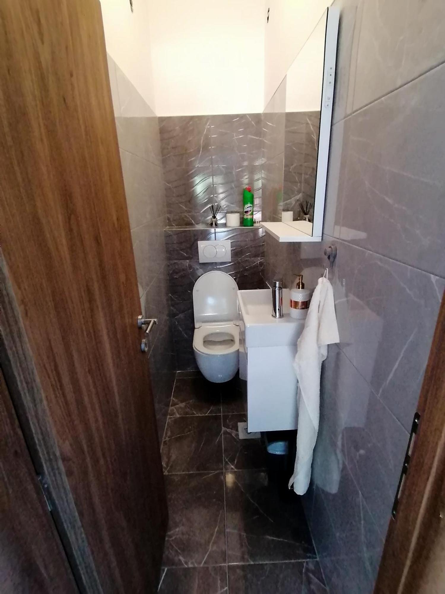Vila Dolani كليك المظهر الخارجي الصورة